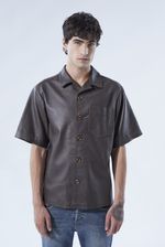CAMISA-OVERSIZE-CUERO-CHOCOLATE_0576