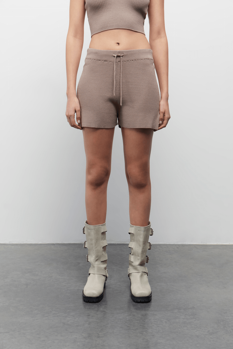 Short-Millie