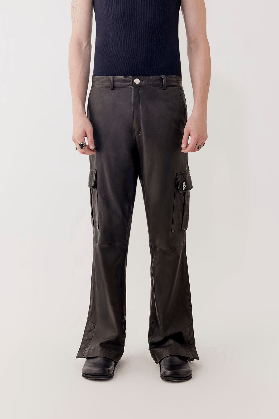 PANTALON CUERO FLARE Ginebra