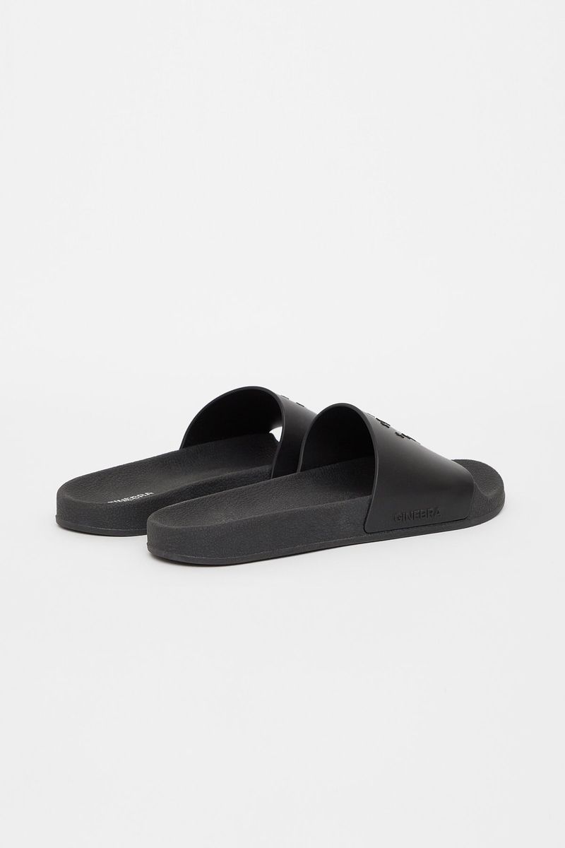 Adilette Gnbr