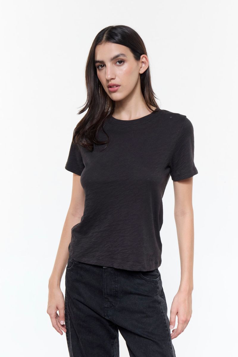 Remera-Loyal