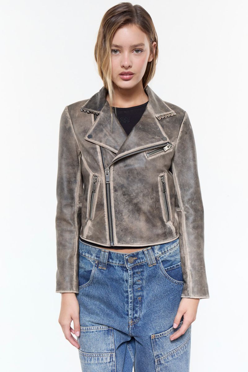 Campera-Bold